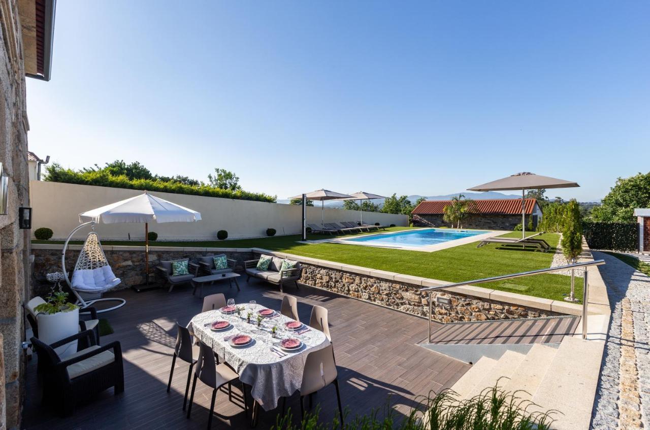 Вилла O Cervo Charm House Вила-Нова-ди-Сервейра Экстерьер фото