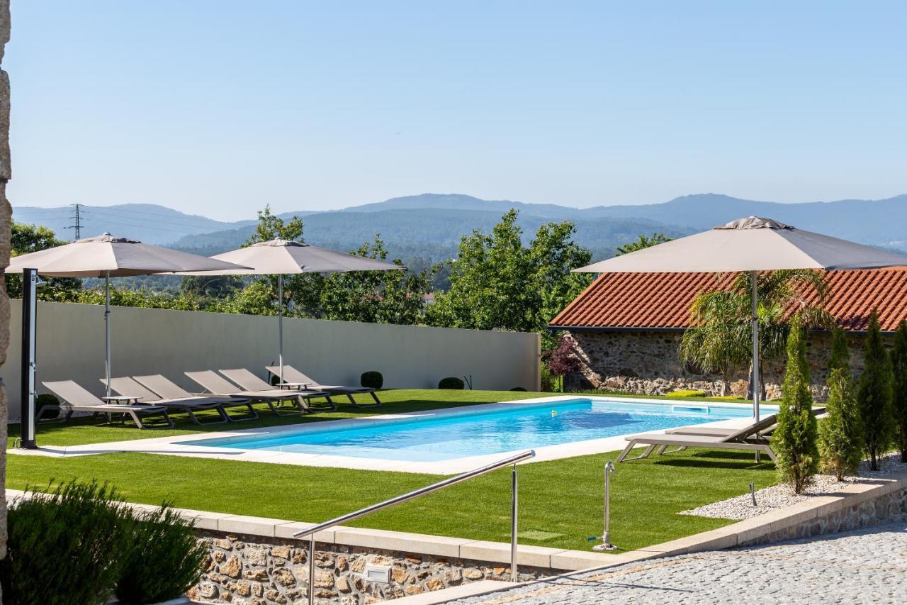 Вилла O Cervo Charm House Вила-Нова-ди-Сервейра Экстерьер фото