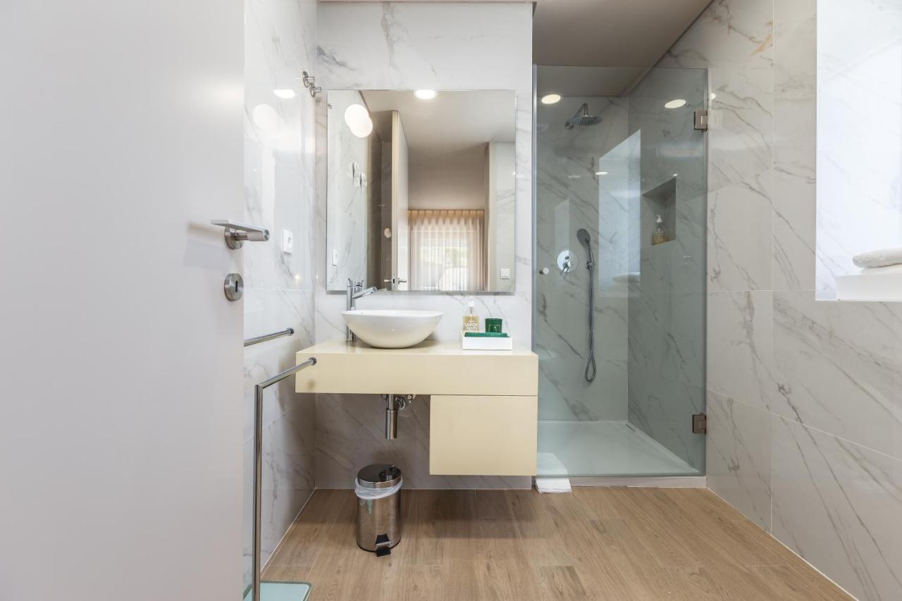 Вилла O Cervo Charm House Вила-Нова-ди-Сервейра Экстерьер фото